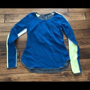 Lululemon top